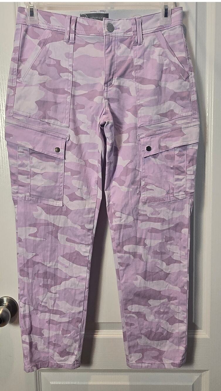 Wit & Wisdom Utility sz 4 High Waist purple Camo Cargo